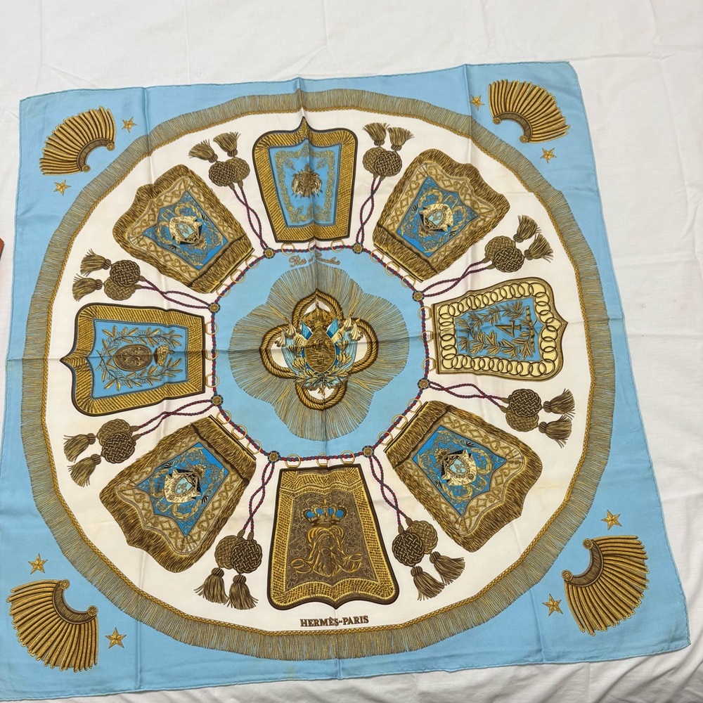 Hermes Poste and Cavalerie silk scarf - Picture 2 of 8